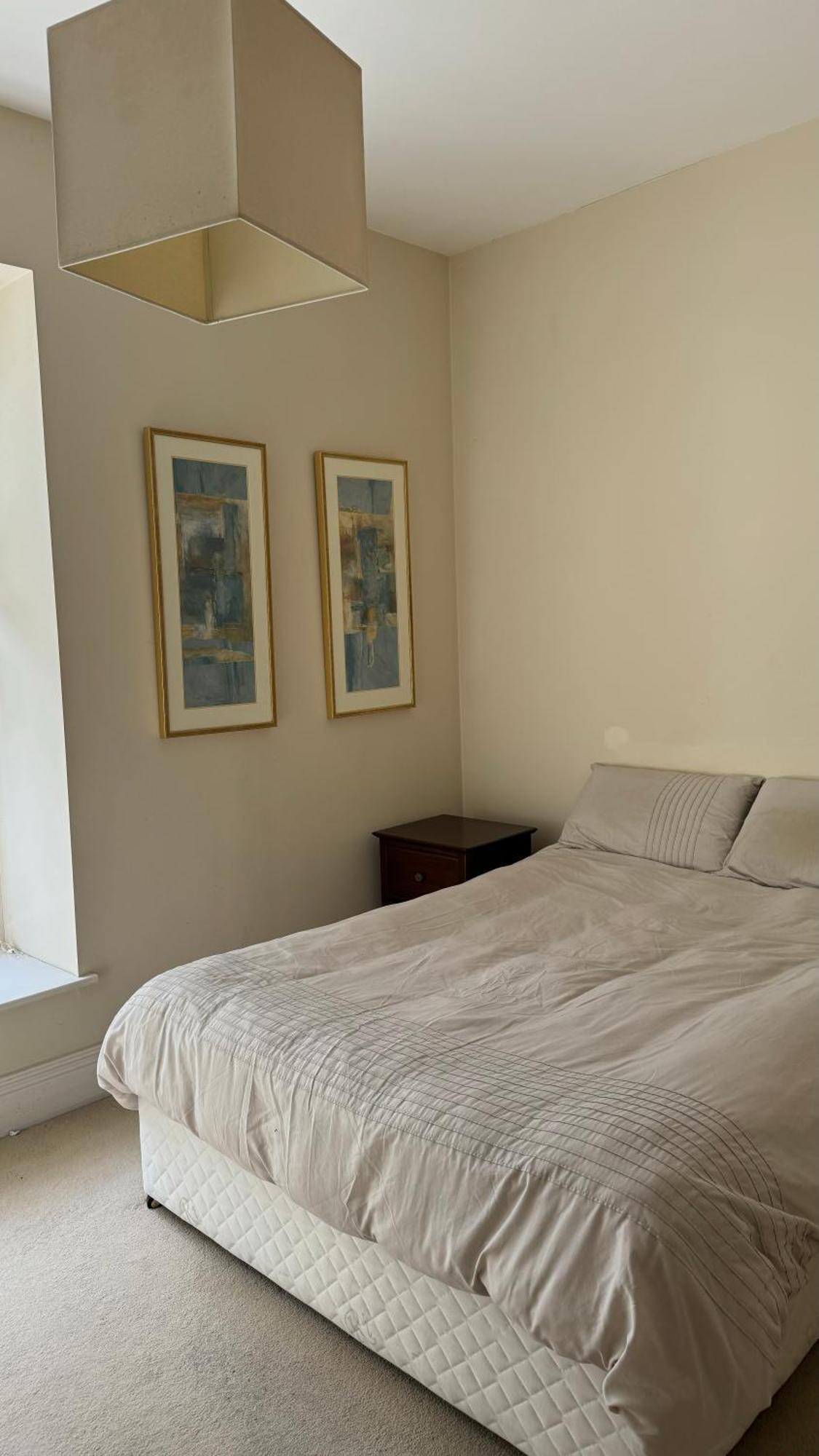 With Private Bathroom Near The Center Homestay